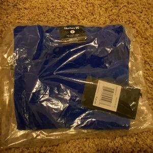 Men’s Blue Hurley tee